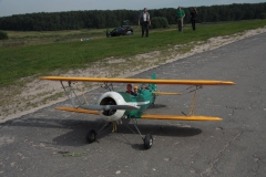 pa32323_008